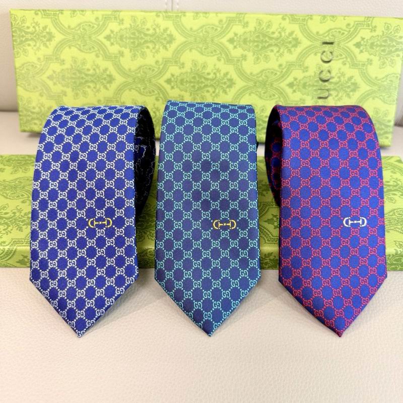 Gucci Tie hm41